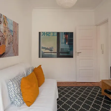 Apartment Plum Guide - Light Of Lights